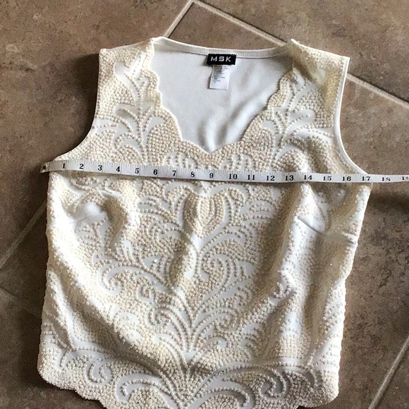 MSK sleeveless beaded v neck top, M - Picture 9 of 10
